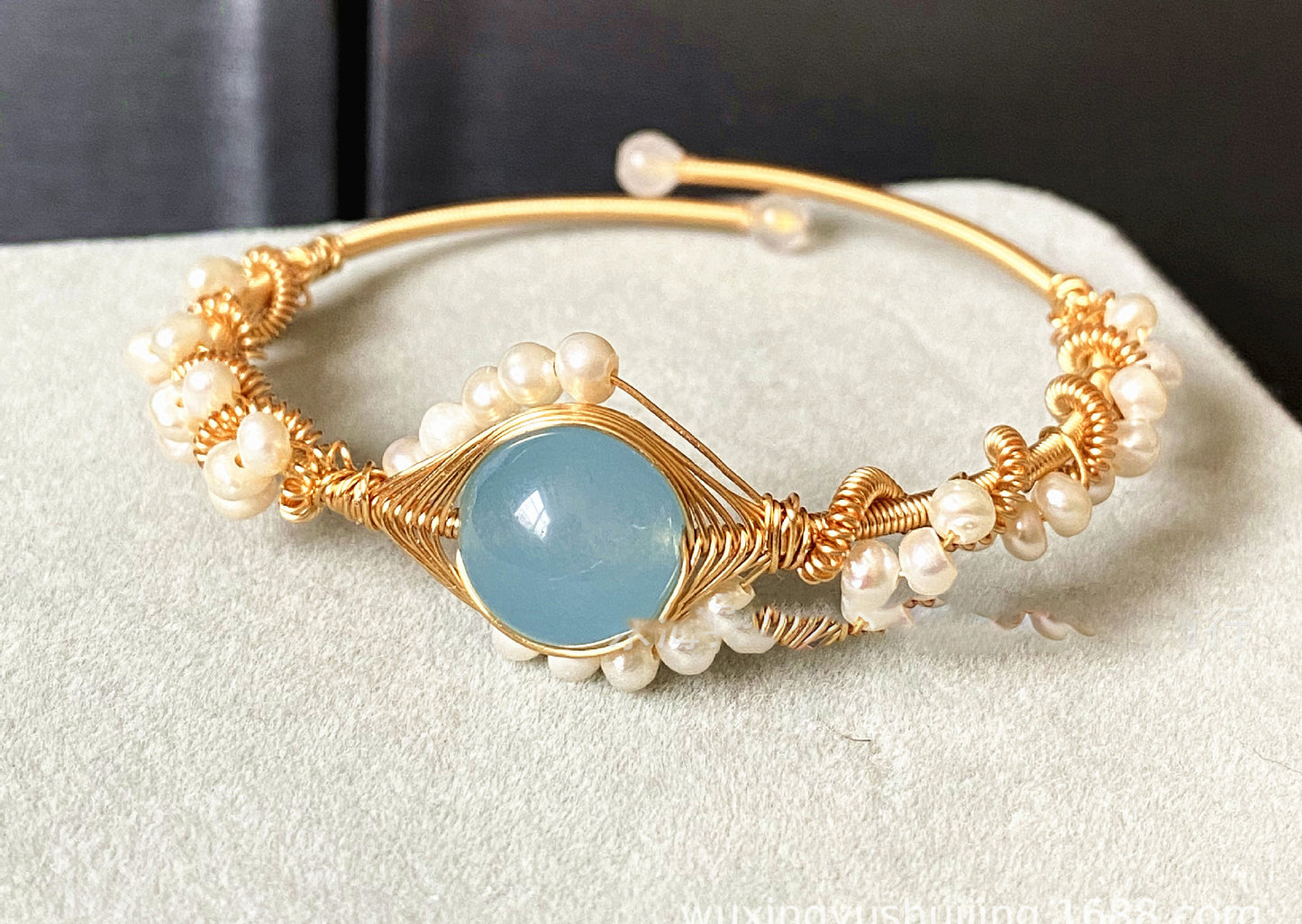 Sapphire Natural White Pearl Bracelet